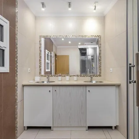 Appartement Alfama Deluxe *